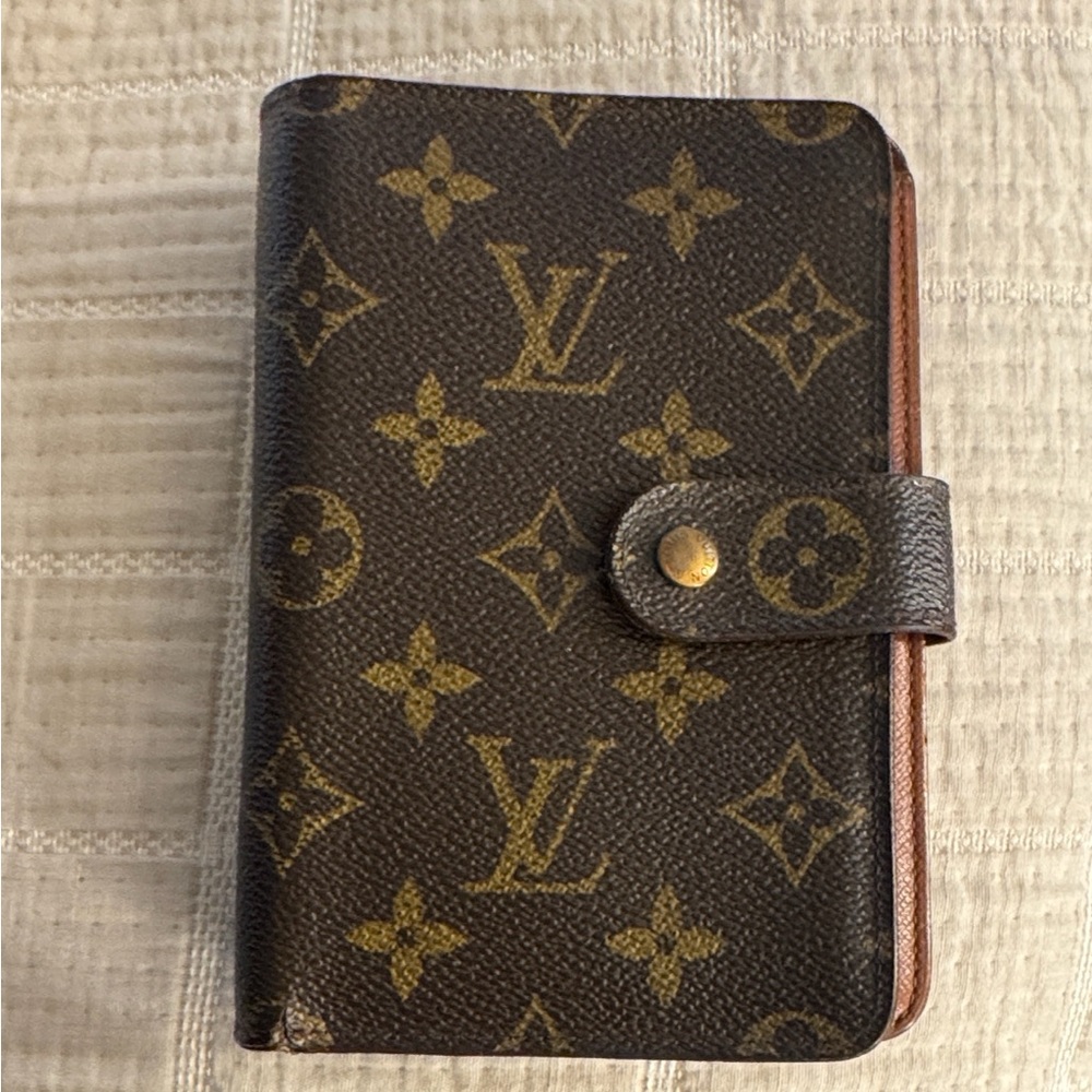 Authentic Louis Vuitton women’s wallet.